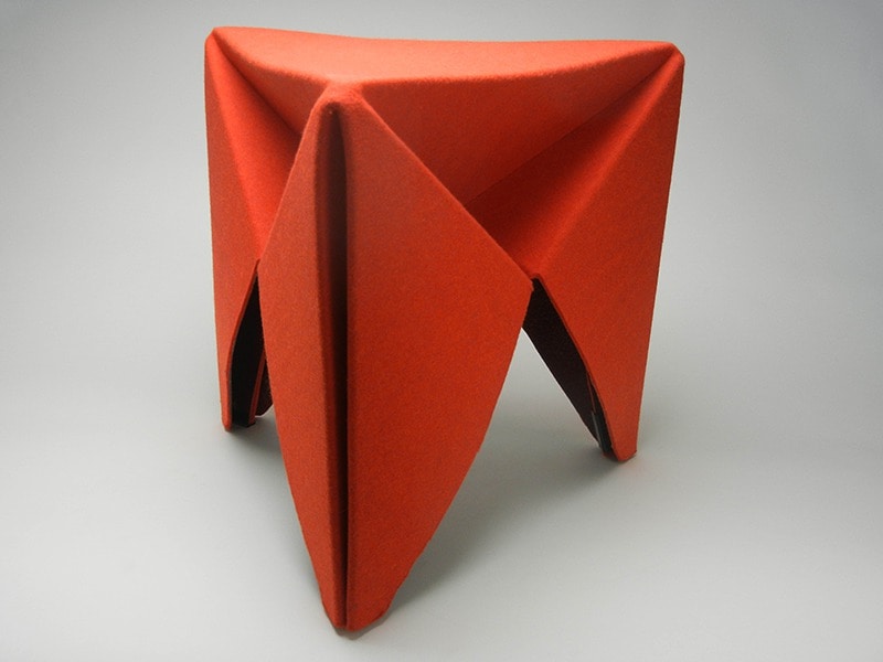 kursi lipat terinspirasi dari origami agar travel aman